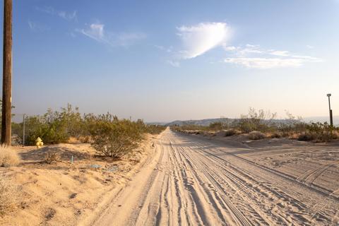 56720 Amargon Rd, Landers, CA 92285 photo 16