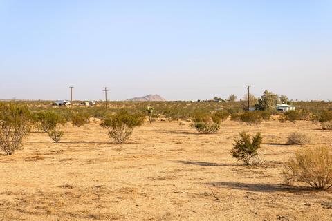 56720 Amargon Rd, Landers, CA 92285 photo 12