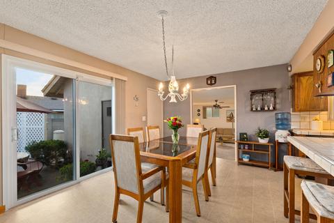 2304 E Cloverdale Ave, Orange, CA 92867 photo 9