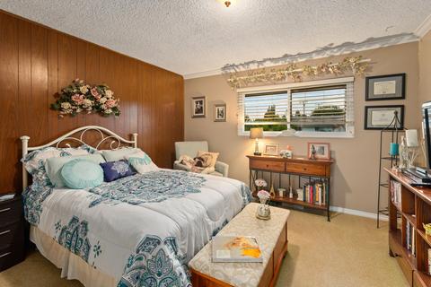 2304 E Cloverdale Ave, Orange, CA 92867 photo 21