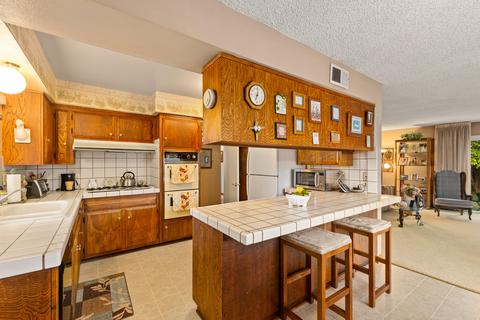 2304 E Cloverdale Ave, Orange, CA 92867 photo 11