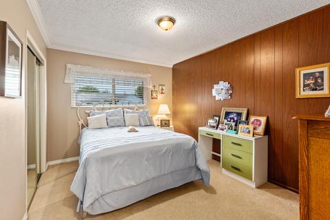 2304 E Cloverdale Ave, Orange, CA 92867 photo 19