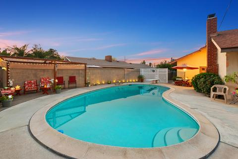2304 E Cloverdale Ave, Orange, CA 92867 photo 23