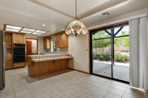 56761 Bonanza Dr, Yucca Valley, CA 92284 photo 9