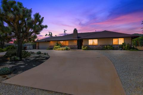 56761 Bonanza Dr, Yucca Valley, CA 92284 photo 2