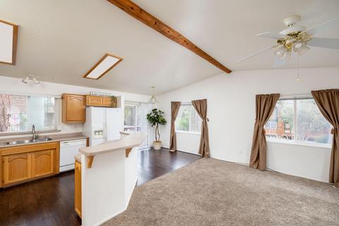 528 Pine Ln, Sugarloaf, CA 92386 photo 9