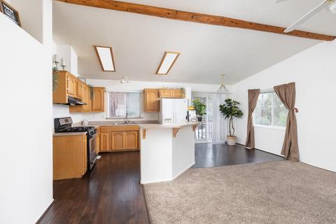 528 Pine Ln, Sugarloaf, CA 92386 photo 5