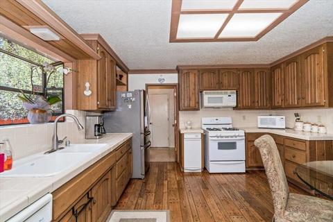 42280 Fox Farm Rd, Big Bear Lake, CA 92315 photo 13
