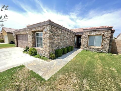 82222 Pinyon Ave, Indio, CA 92201 photo 2