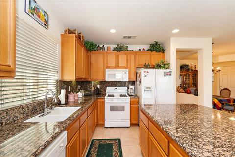 82743 Scenic Dr, Indio, CA 92201 photo 11