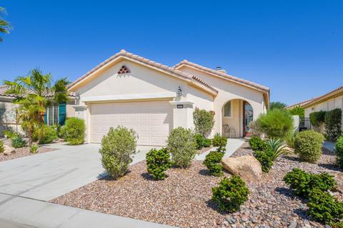 80606 Avenida Camarillo, Indio, CA 92203 photo 2