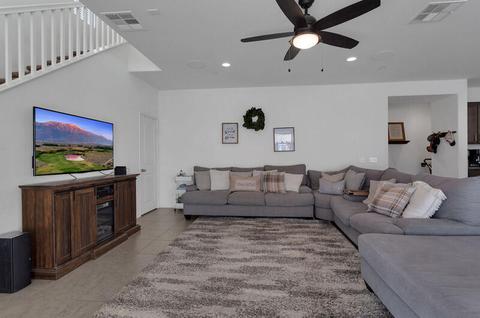 1516 Garnet Ct, Beaumont, CA 92223 photo 7