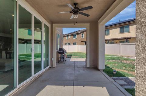 1516 Garnet Ct, Beaumont, CA 92223 photo 17