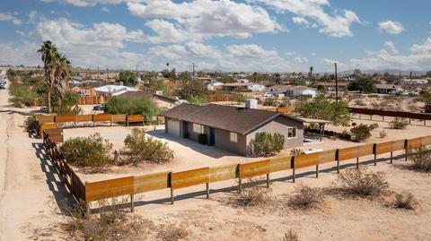 4819 Avenida Del Sol, Joshua Tree, CA 92252 photo 3
