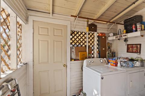 2691 Mulberry St, Riverside, CA 92501 photo 14
