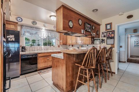 926 E Rosewood Ave, Orange, CA 92866 photo 12