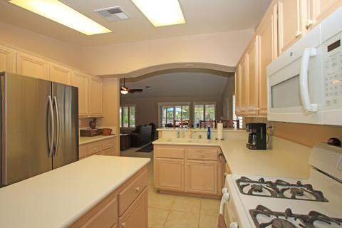 47 Sutton Pl E, Palm Desert, CA 92211 photo 17