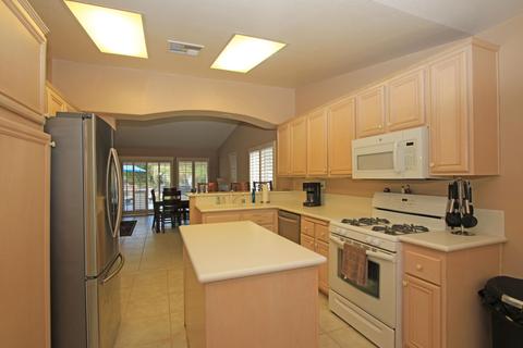 47 Sutton Pl E, Palm Desert, CA 92211 photo 16