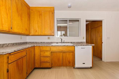 59085 Memory Ln, Yucca Valley, CA 92284 photo 13