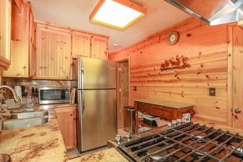 43129 Sunset Dr, Big Bear Lake, CA 92315 photo 10
