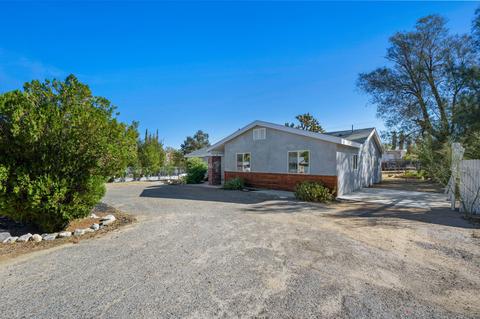 7531 Cherokee Trl, Yucca Valley, CA 92284 photo 1