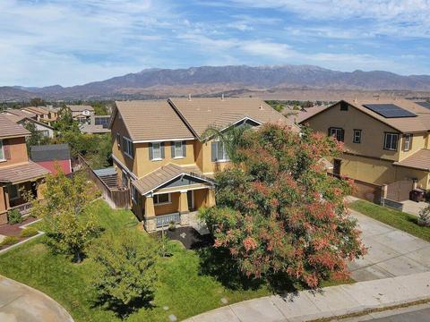 1232 Jackson Ct, Beaumont, CA 92223 photo 4