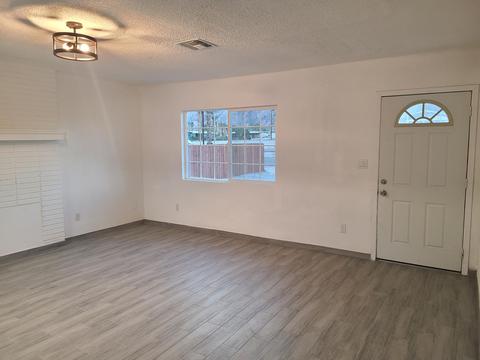3798 Mountain View Dr, Thermal, CA 92274 photo 2