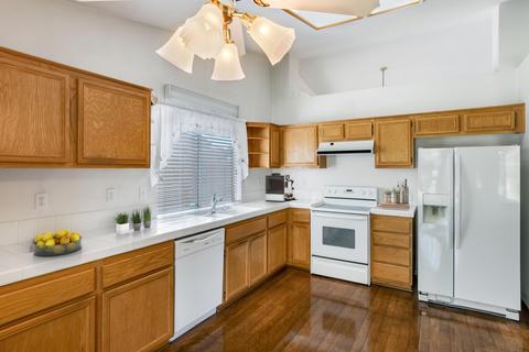2143 E Colunga St, Colton, CA 92324 photo 7