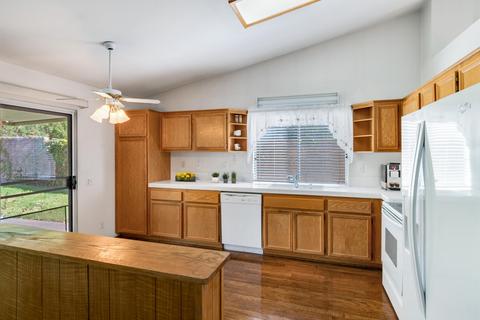 2143 E Colunga St, Colton, CA 92324 photo 8