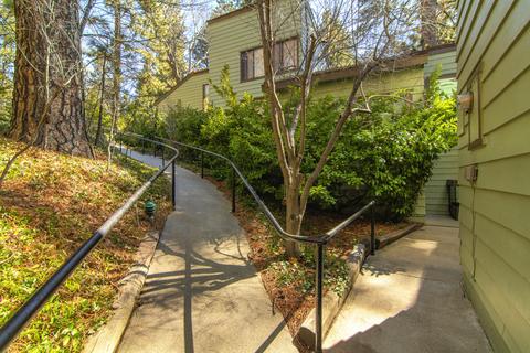 27721 Peninsula Dr, Lake Arrowhead, CA 92352 photo 32