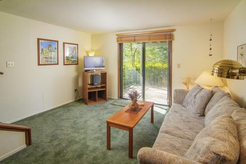 27721 Peninsula Dr, Lake Arrowhead, CA 92352 photo 21