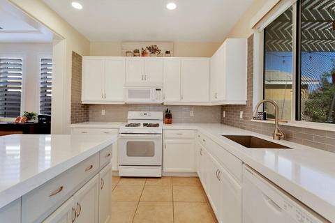 47450 Half Moon Ct, Indio, CA 92201 photo 10
