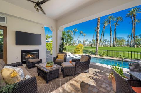56738 Palms Dr, La Quinta, CA 92253 photo 2