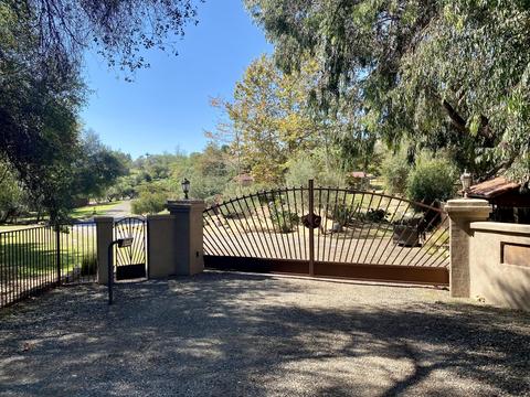3705 La Canada Rd, Fallbrook, CA 92028 photo 2