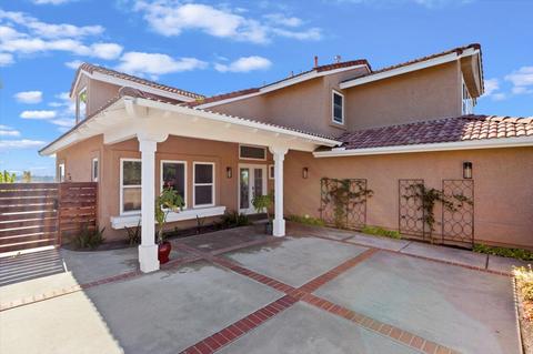 911 Rivertree Dr, Oceanside, CA 92058 photo 3