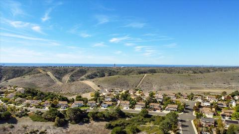 911 Rivertree Dr, Oceanside, CA 92058 photo 41