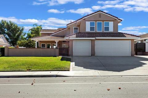 911 Rivertree Dr, Oceanside, CA 92058 photo 1