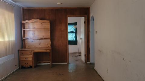 1724 W Persimmon St, Rialto, CA 92377 photo 11