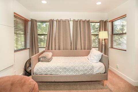 42527 Juniper Dr, Big Bear Lake, CA 92315 photo 22