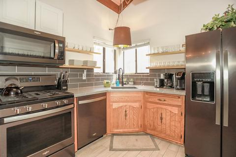 42527 Juniper Dr, Big Bear Lake, CA 92315 photo 7