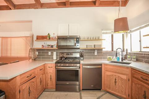 42527 Juniper Dr, Big Bear Lake, CA 92315 photo 10