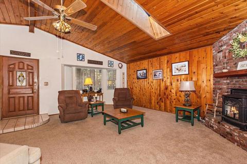 552 Division Dr, Big Bear City, CA 92314 photo 7