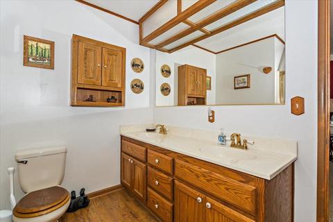 552 Division Dr, Big Bear City, CA 92314 photo 17