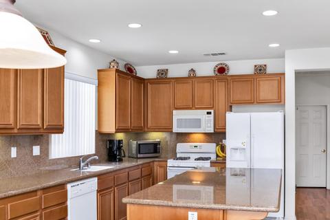 82731 Matthau Dr, Indio, CA 92201 photo 8