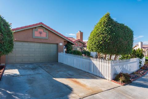 80745 Brown St, Indio, CA 92201 photo 2