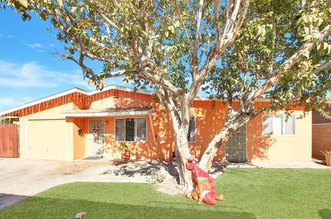 82420 Junipero, Indio, CA 92201 photo 1