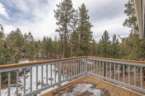 349 Sites Way, Big Bear City, CA 92314 photo 9