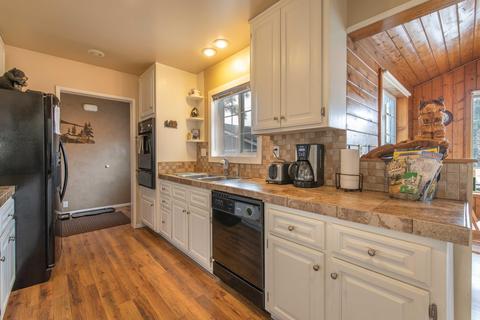 349 Sites Way, Big Bear City, CA 92314 photo 15