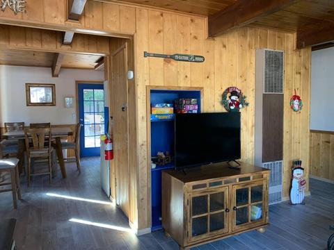 1031 Sequoia Drive Dr, Big Bear City, CA 92314 photo 4