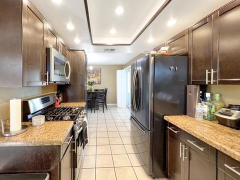 44590 Round Table St, Indio, CA 92201 photo 8